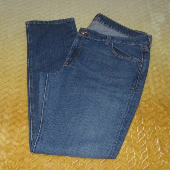 💲15💲Women's Plus Size Old Navy Diva Jeans Size 16 Reg. EUC. - Picture 3 of 6